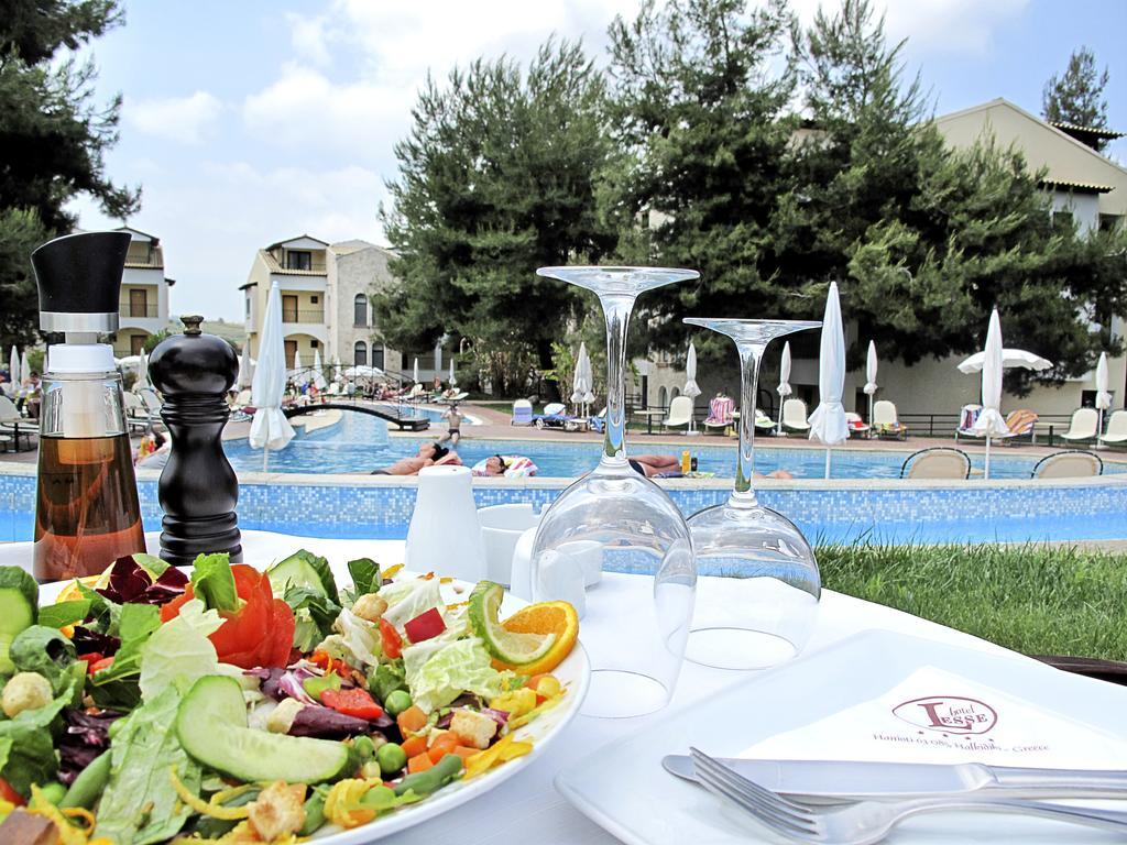 Lesse Hotel Халкидики Экстерьер фото