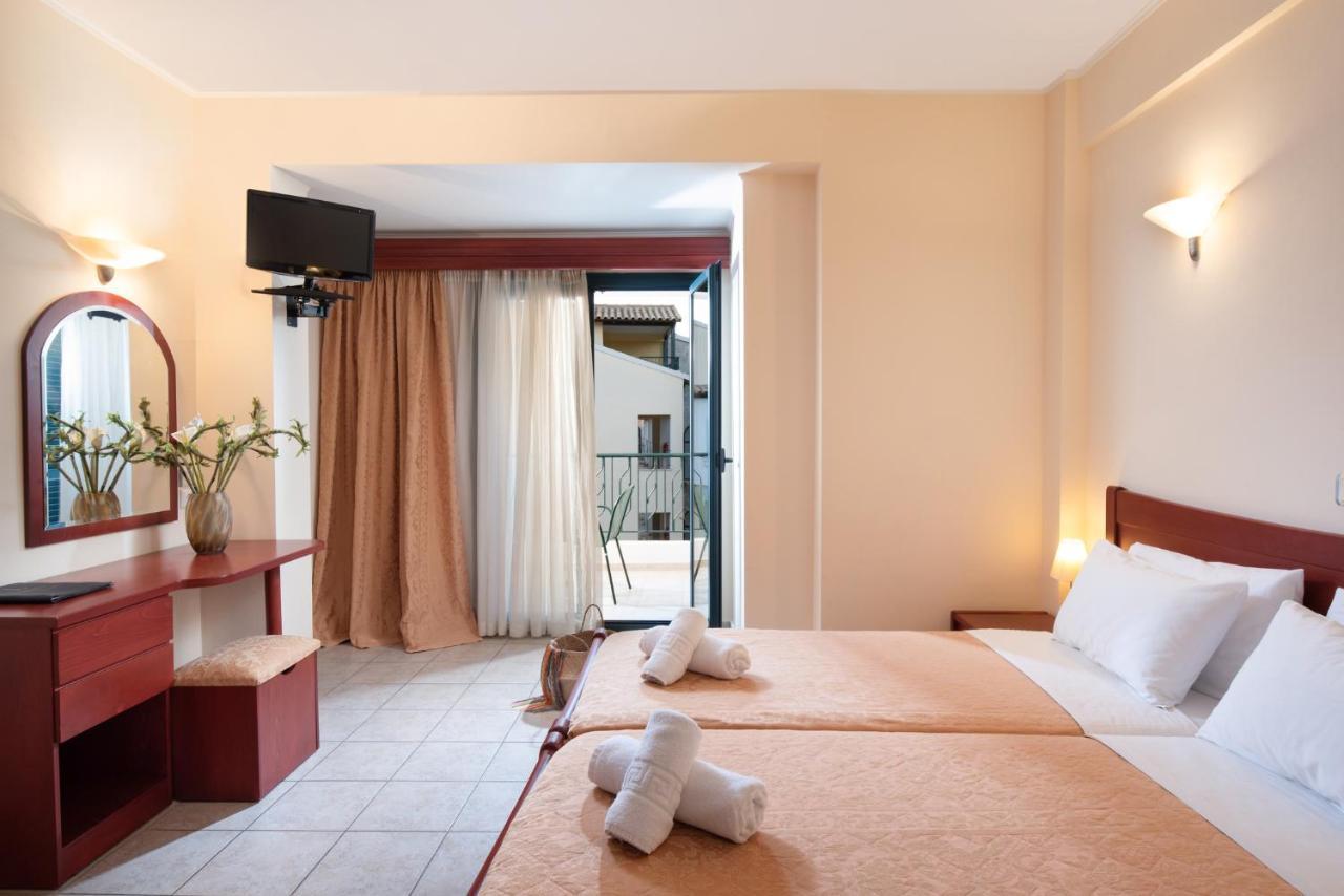 Lesse Hotel Халкидики Экстерьер фото